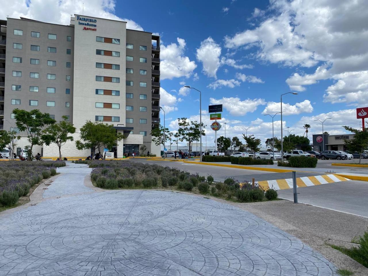 Fairfield Inn & Suites By Marriott Aguascalientes Bagian luar foto