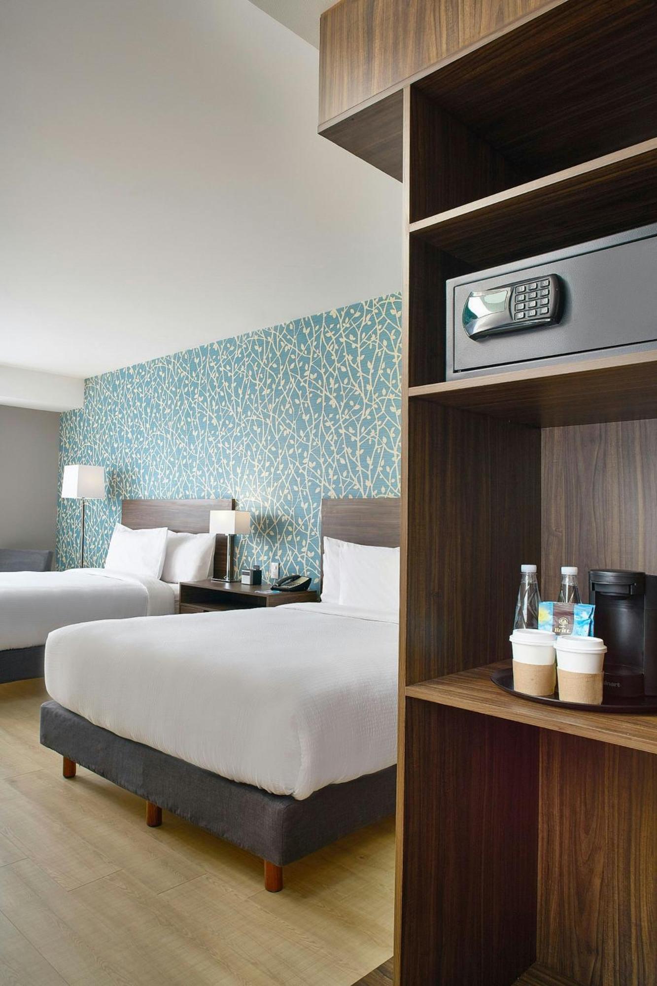 Fairfield Inn & Suites By Marriott Aguascalientes Bagian luar foto