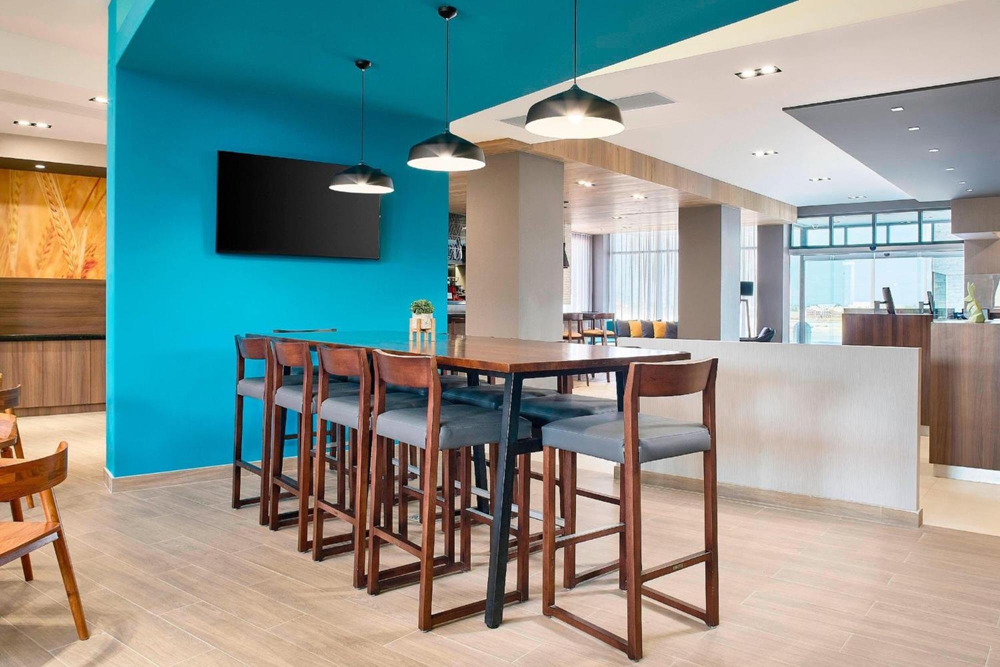 Fairfield Inn & Suites By Marriott Aguascalientes Bagian luar foto